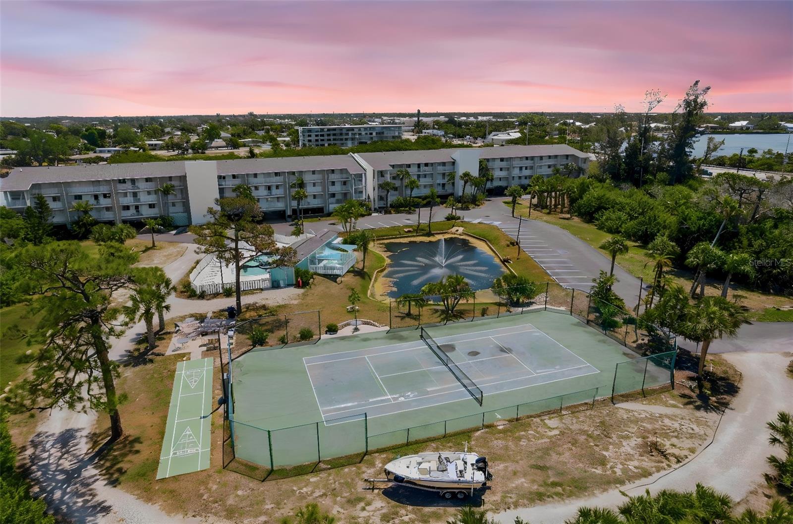 LEMON BAY BREEZES PH 02 BLDG B, ENGLEWOOD, FL, 34223