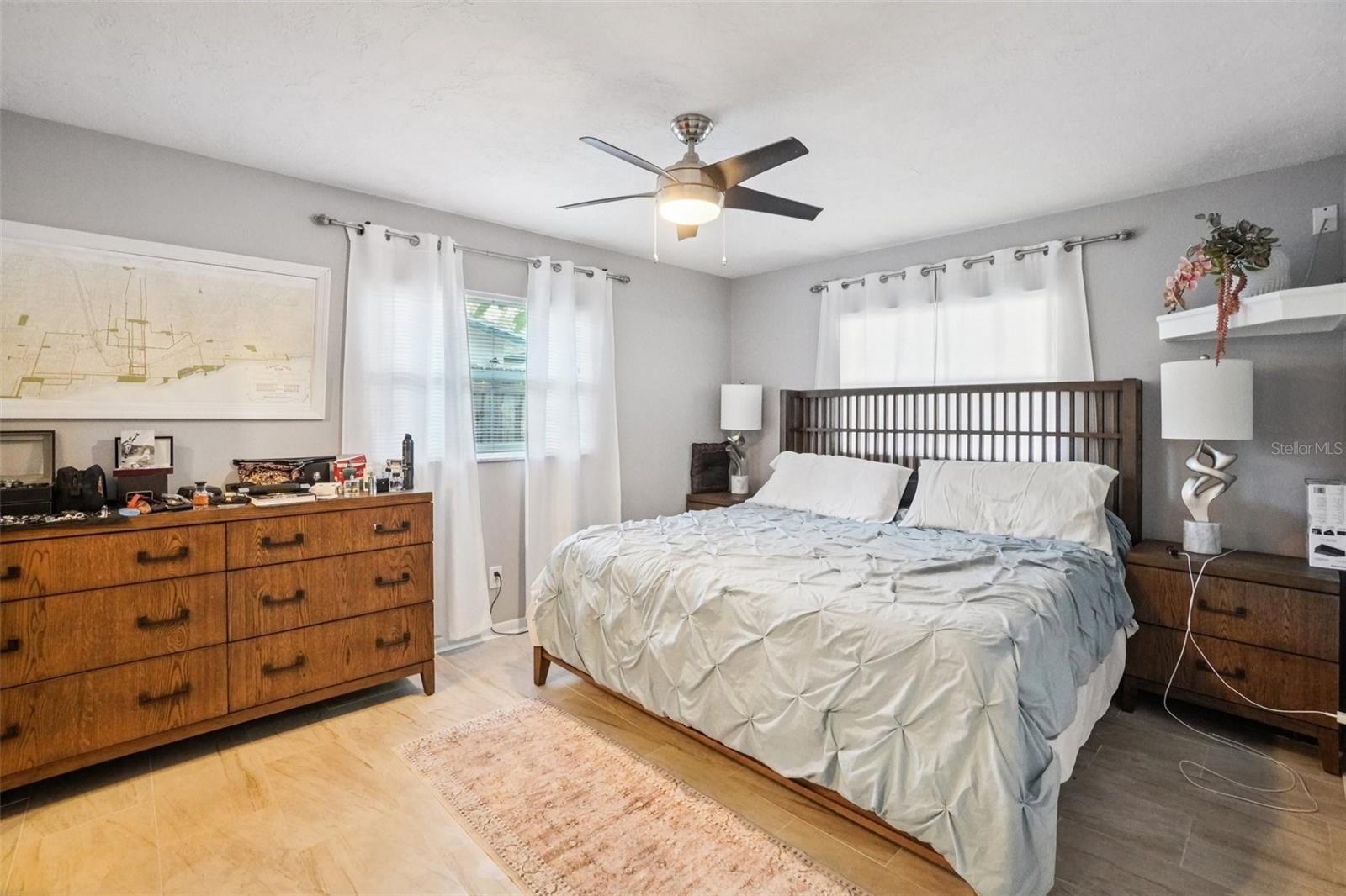 162 SE LINCOLN CIR N, ST PETERSBURG, FL, 33703