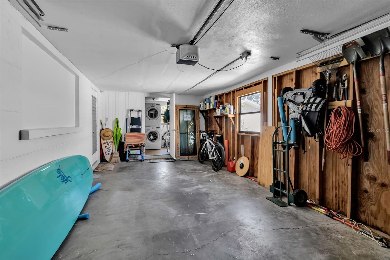 2440 VALENCIA DR, SARASOTA, FL, 34239