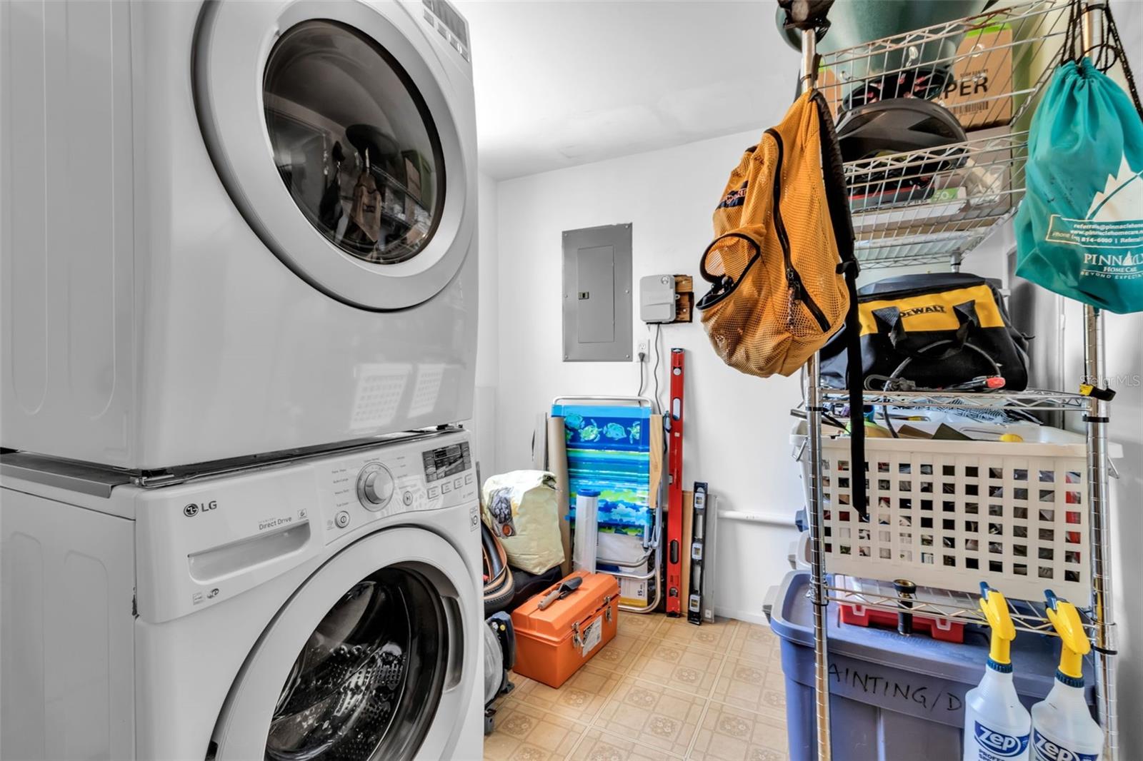 2440 VALENCIA DR, SARASOTA, FL, 34239