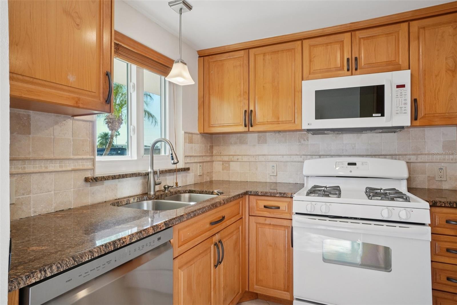 1847 SHORE DR S #117, SOUTH PASADENA, FL, 33707