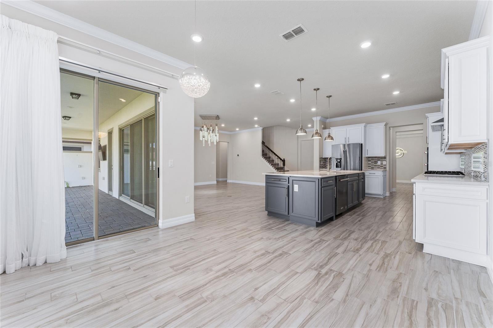 9242 HANGING VINE CT, ORLANDO, FL, 32836