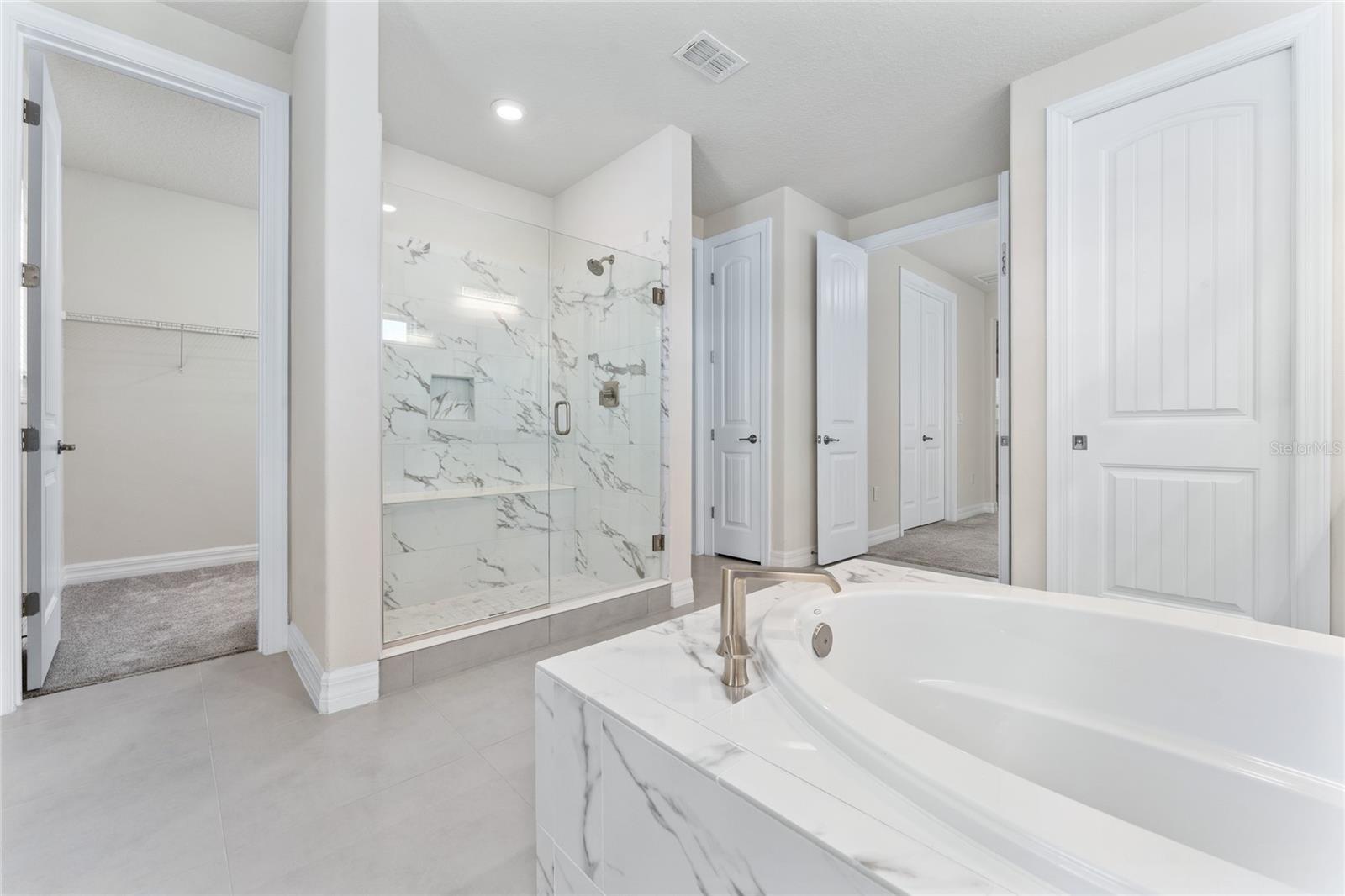 9242 HANGING VINE CT, ORLANDO, FL, 32836