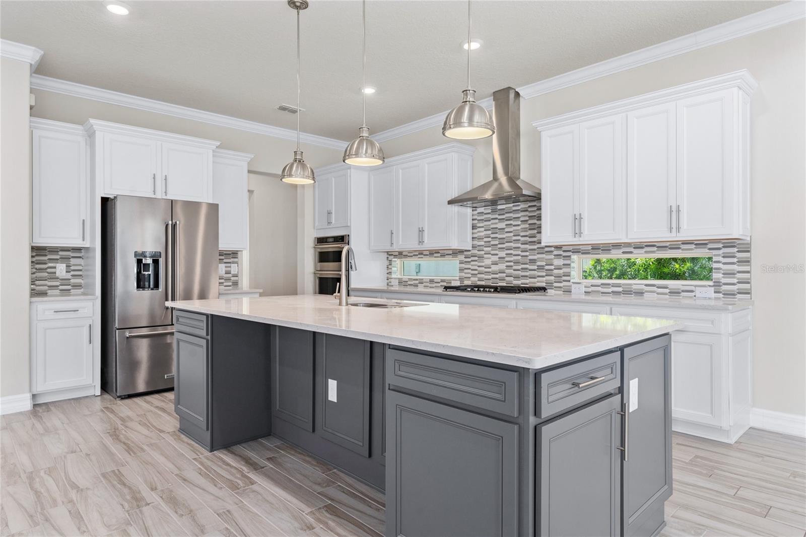 9242 HANGING VINE CT, ORLANDO, FL, 32836