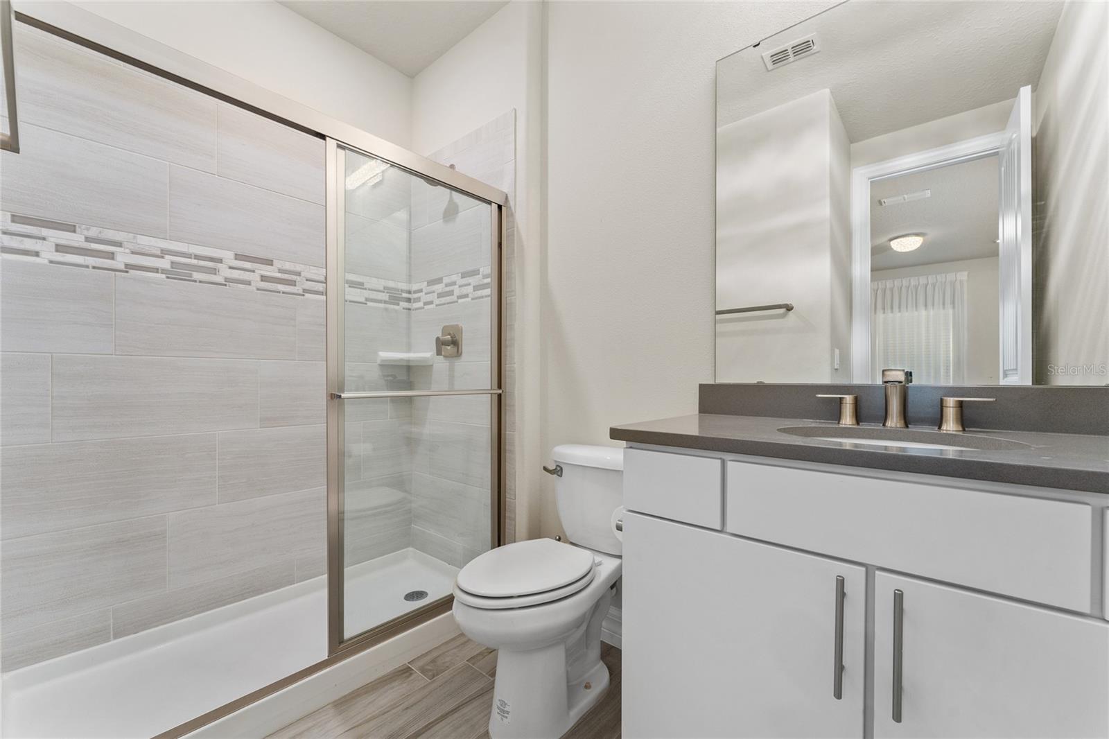 9242 HANGING VINE CT, ORLANDO, FL, 32836