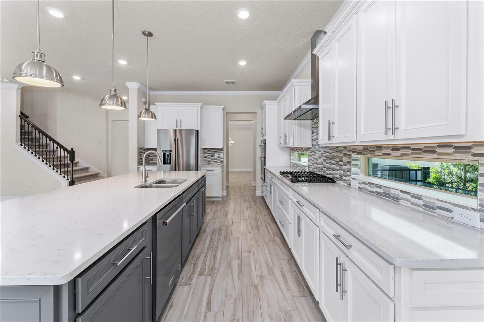 9242 HANGING VINE CT, ORLANDO, FL, 32836