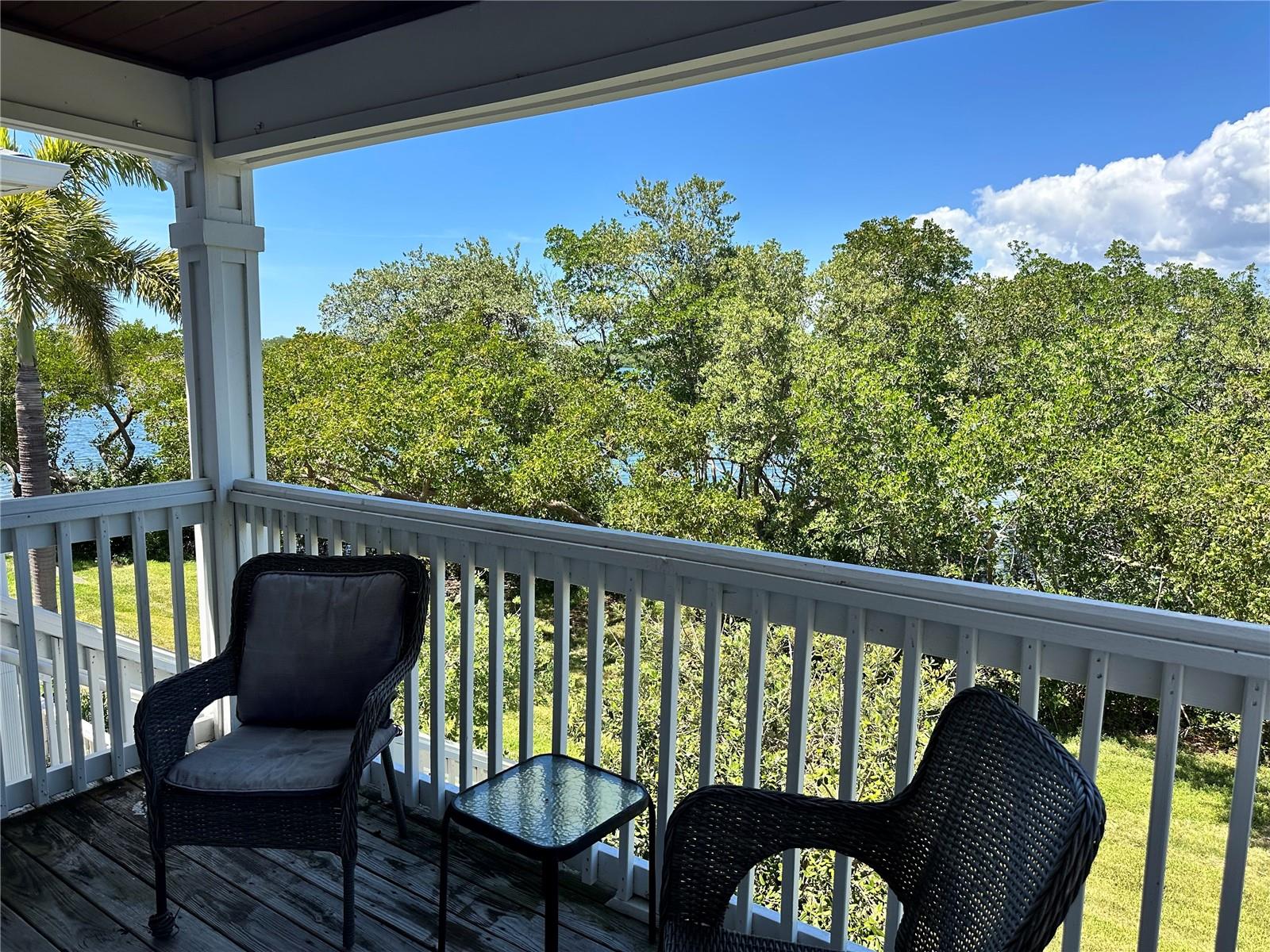 251 POMPANO DR SE #D, ST PETERSBURG, FL, 33705