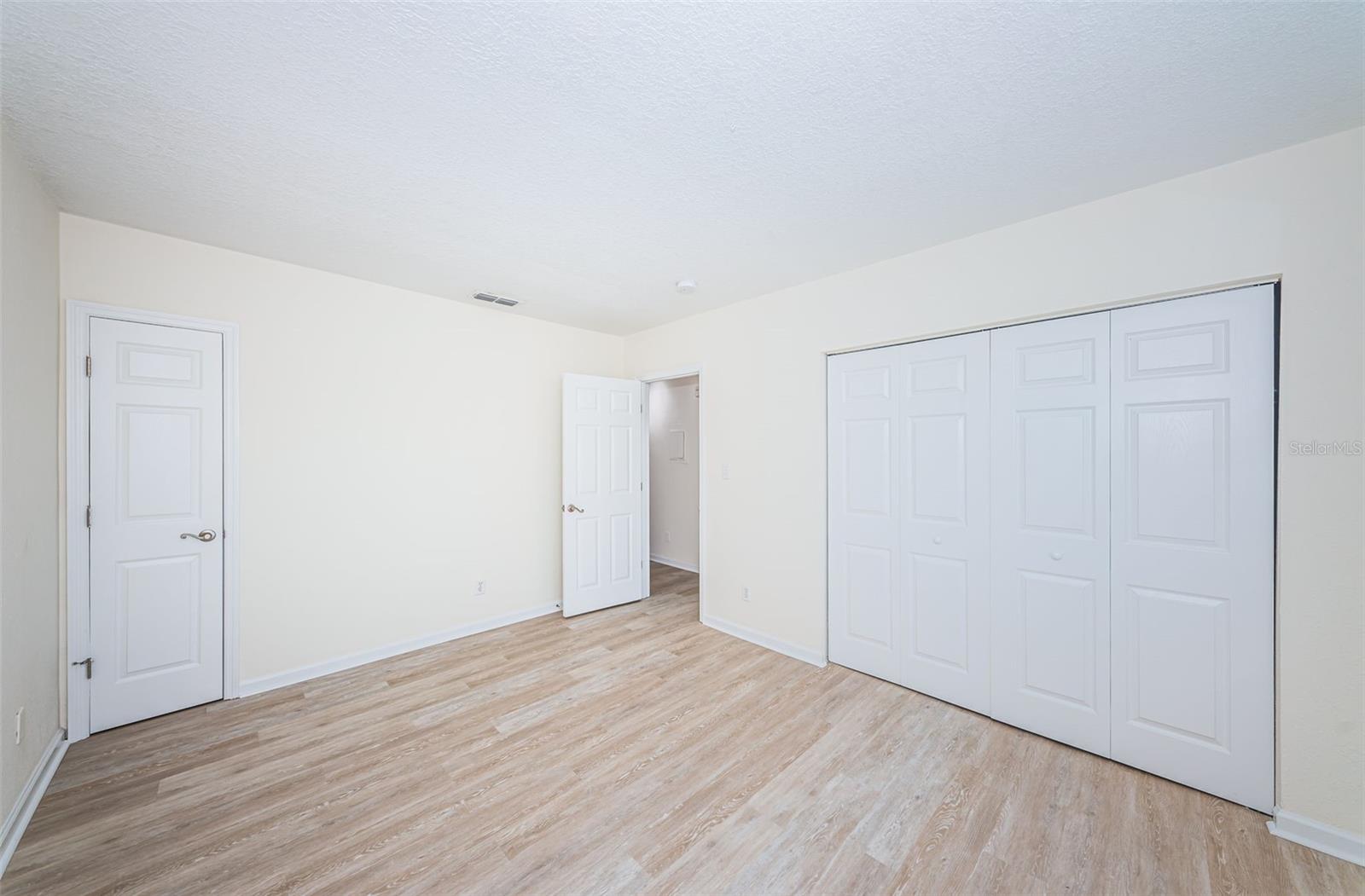 251 POMPANO DR SE #D, ST PETERSBURG, FL, 33705