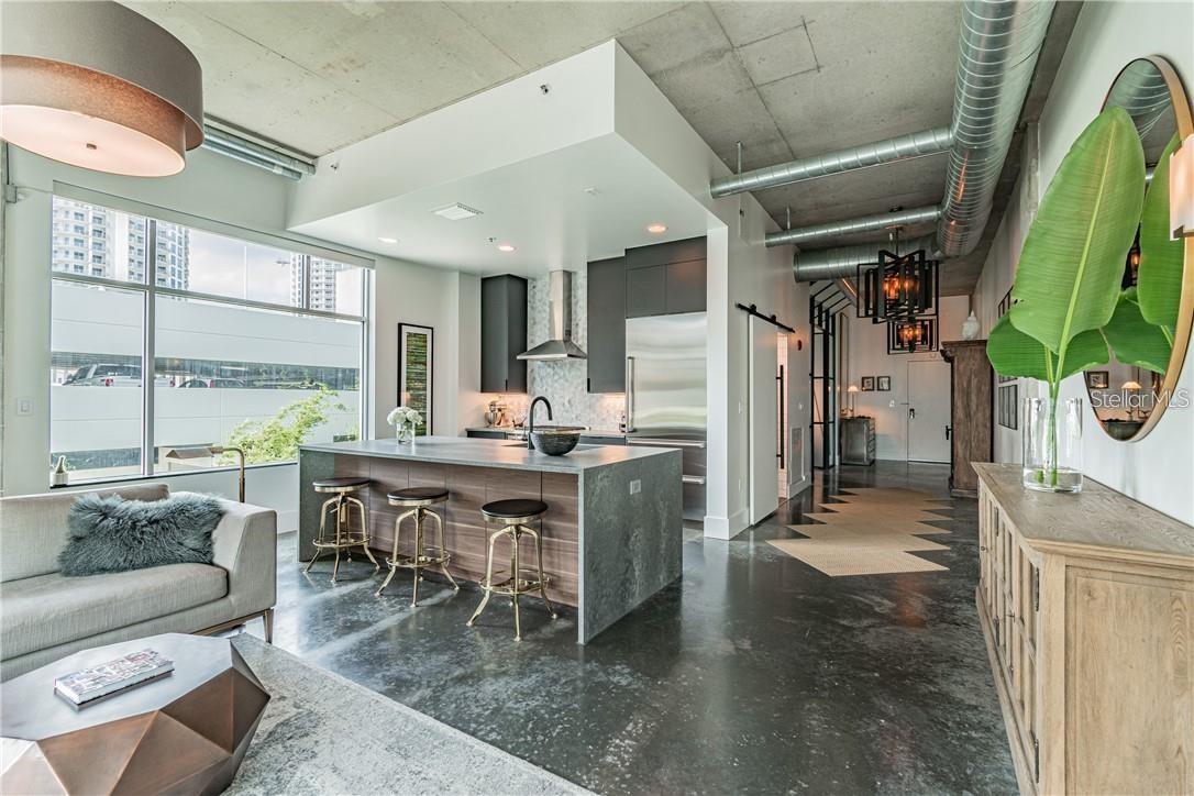 101 S 12TH ST #328, TAMPA, FL, 33602