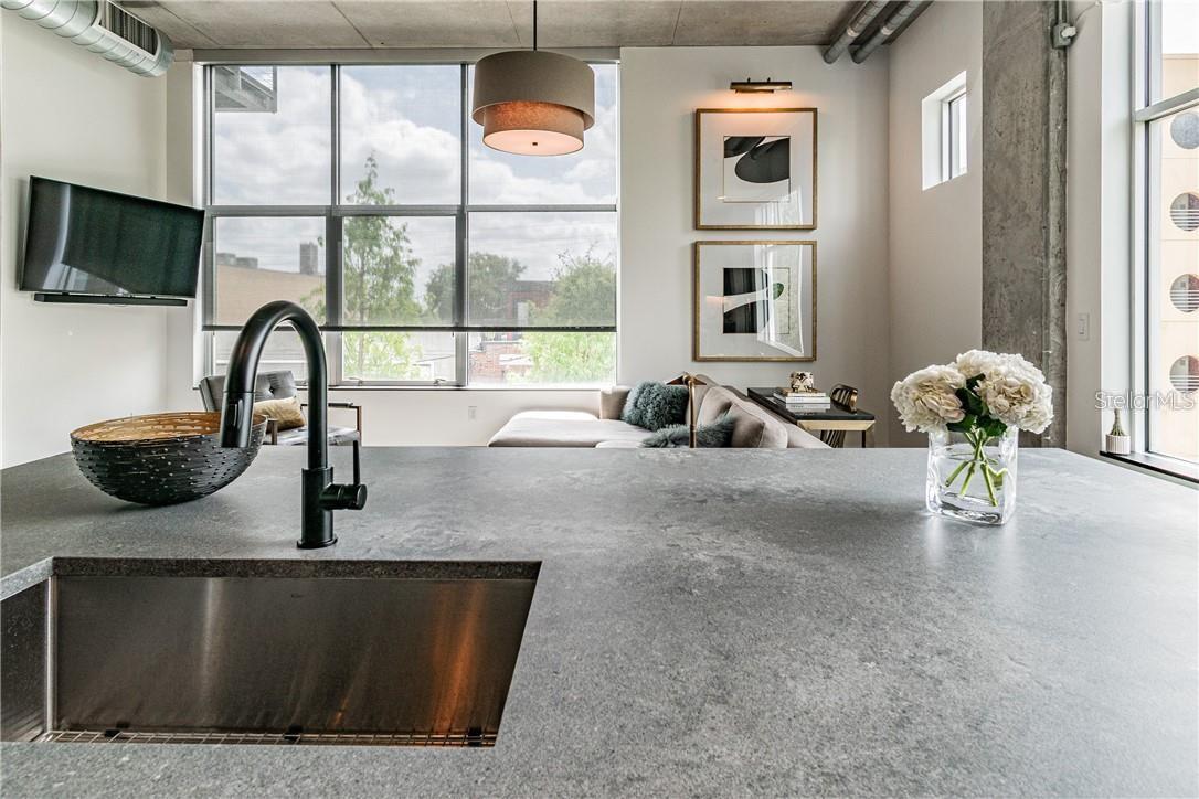 101 S 12TH ST #328, TAMPA, FL, 33602