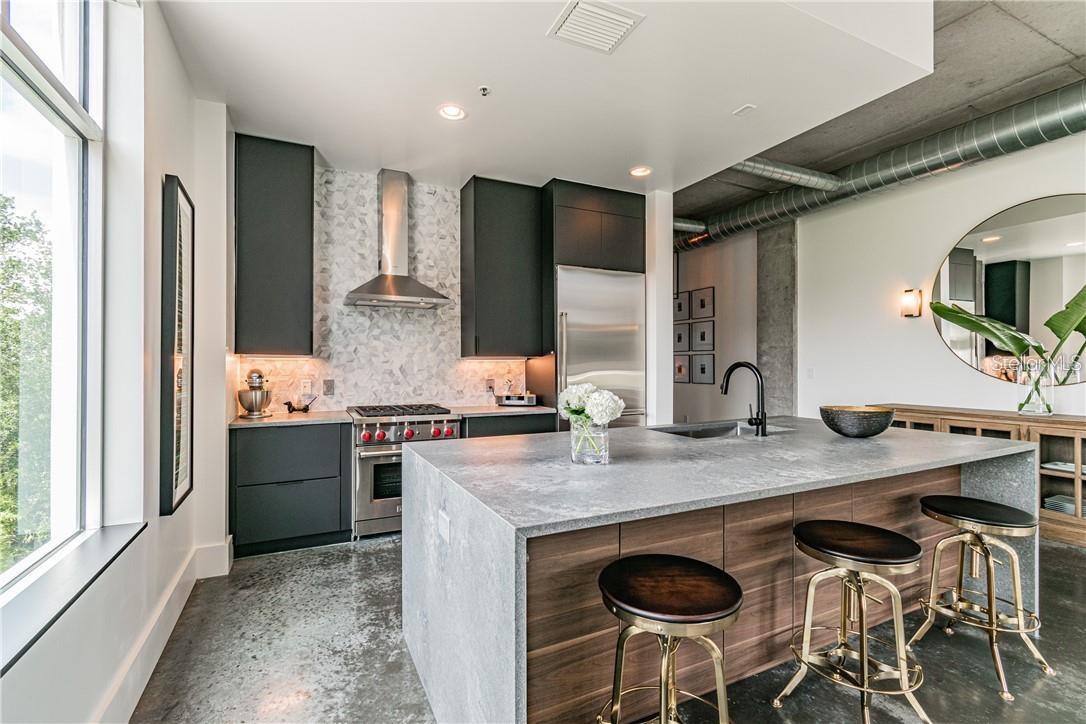 101 S 12TH ST #328, TAMPA, FL, 33602