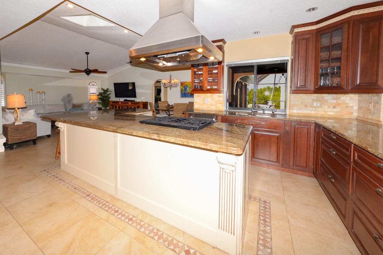 3225 ANTIGUA DR, PUNTA GORDA, FL, 33950