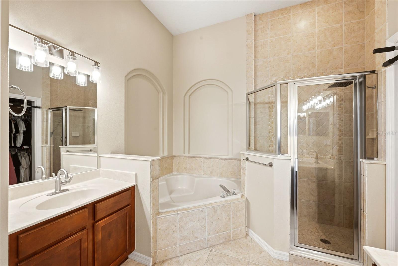 1028 LASCALA DR, WINDERMERE, FL, 34786