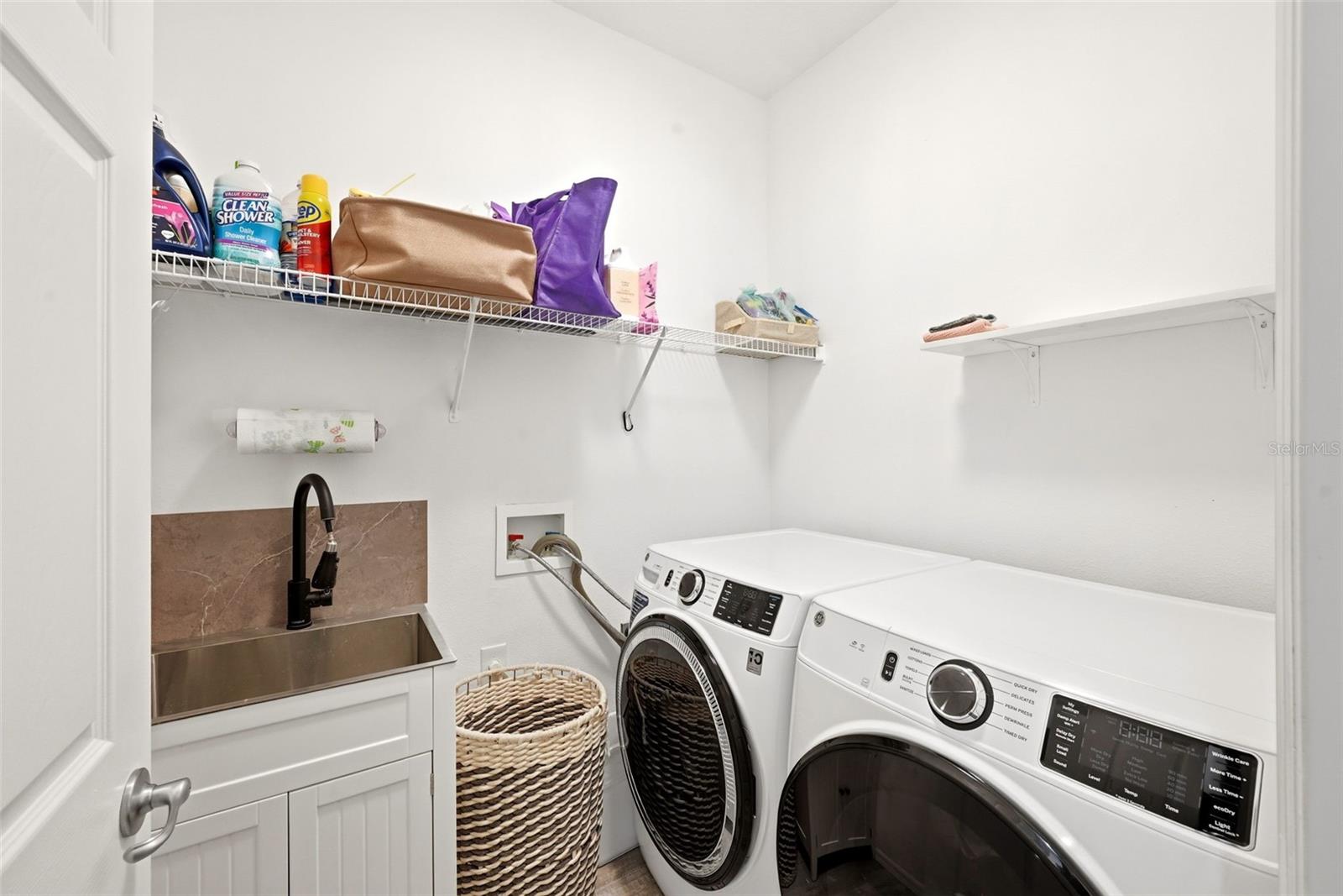 1028 LASCALA DR, WINDERMERE, FL, 34786