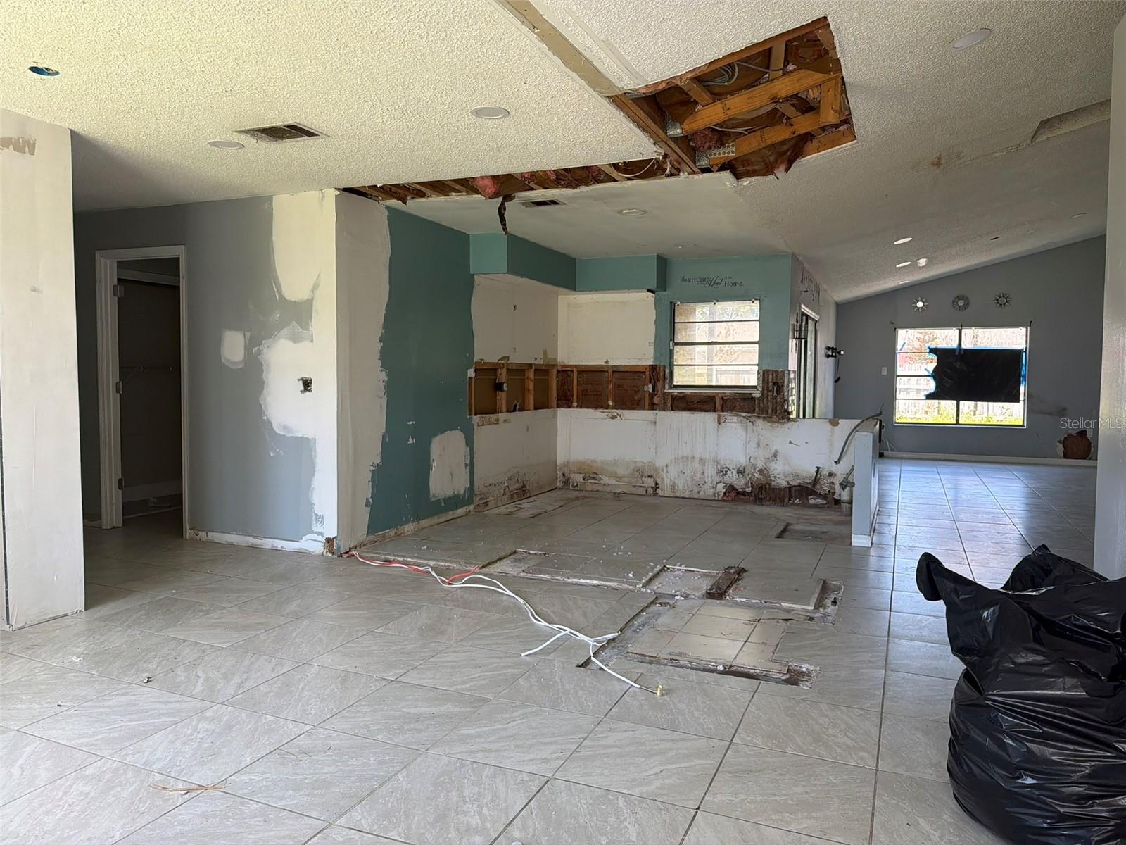 305 CORNWALLIS CT, KISSIMMEE, FL, 34758