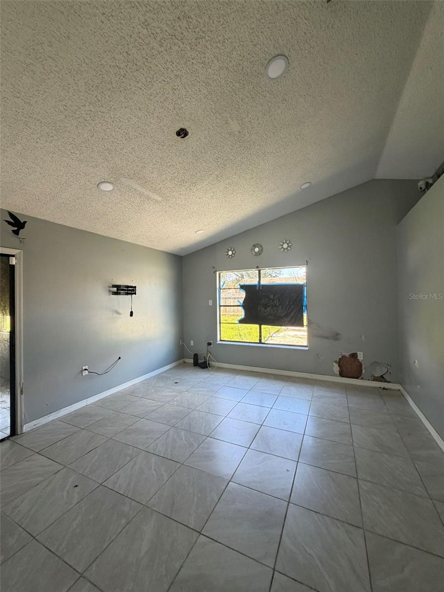 305 CORNWALLIS CT, KISSIMMEE, FL, 34758