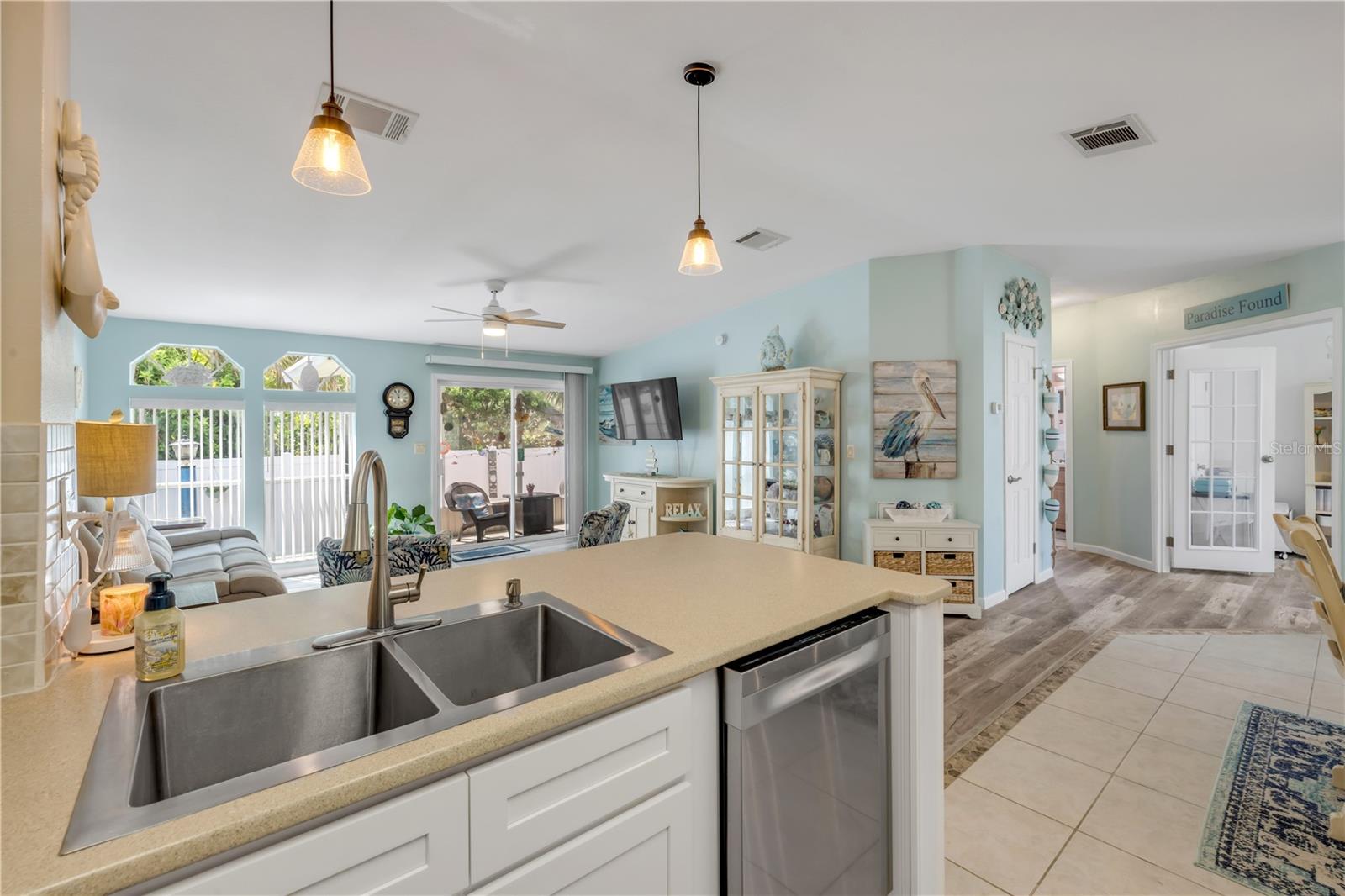 317 WATER LANDING DR, OAK HILL, FL, 32759