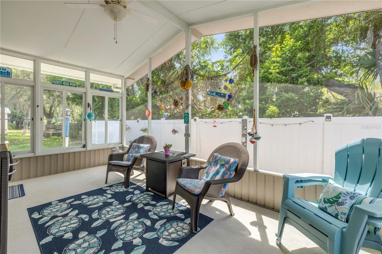 317 WATER LANDING DR, OAK HILL, FL, 32759