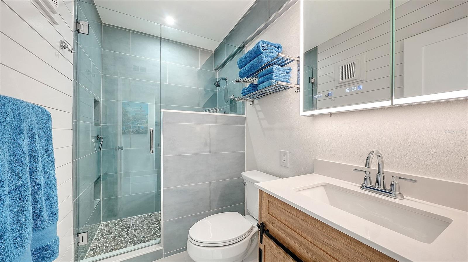 771 JOHN RINGLING BLVD #5, SARASOTA, FL, 34236