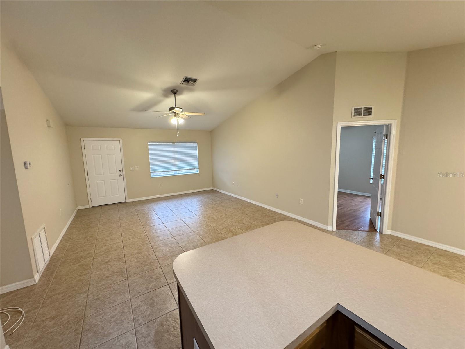 8213 COZUMEL, SEBRING, FL, 33876