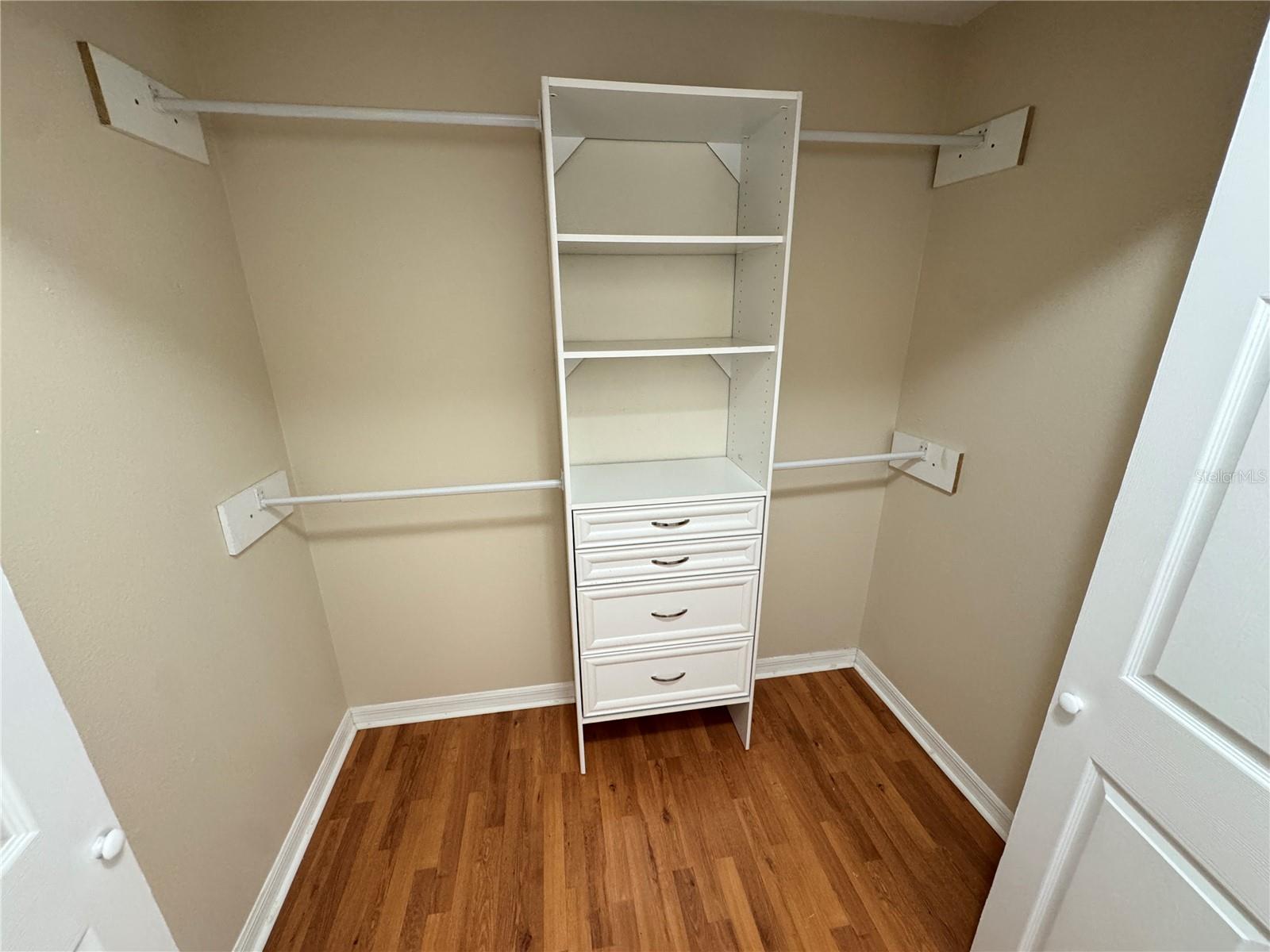 8213 COZUMEL, SEBRING, FL, 33876