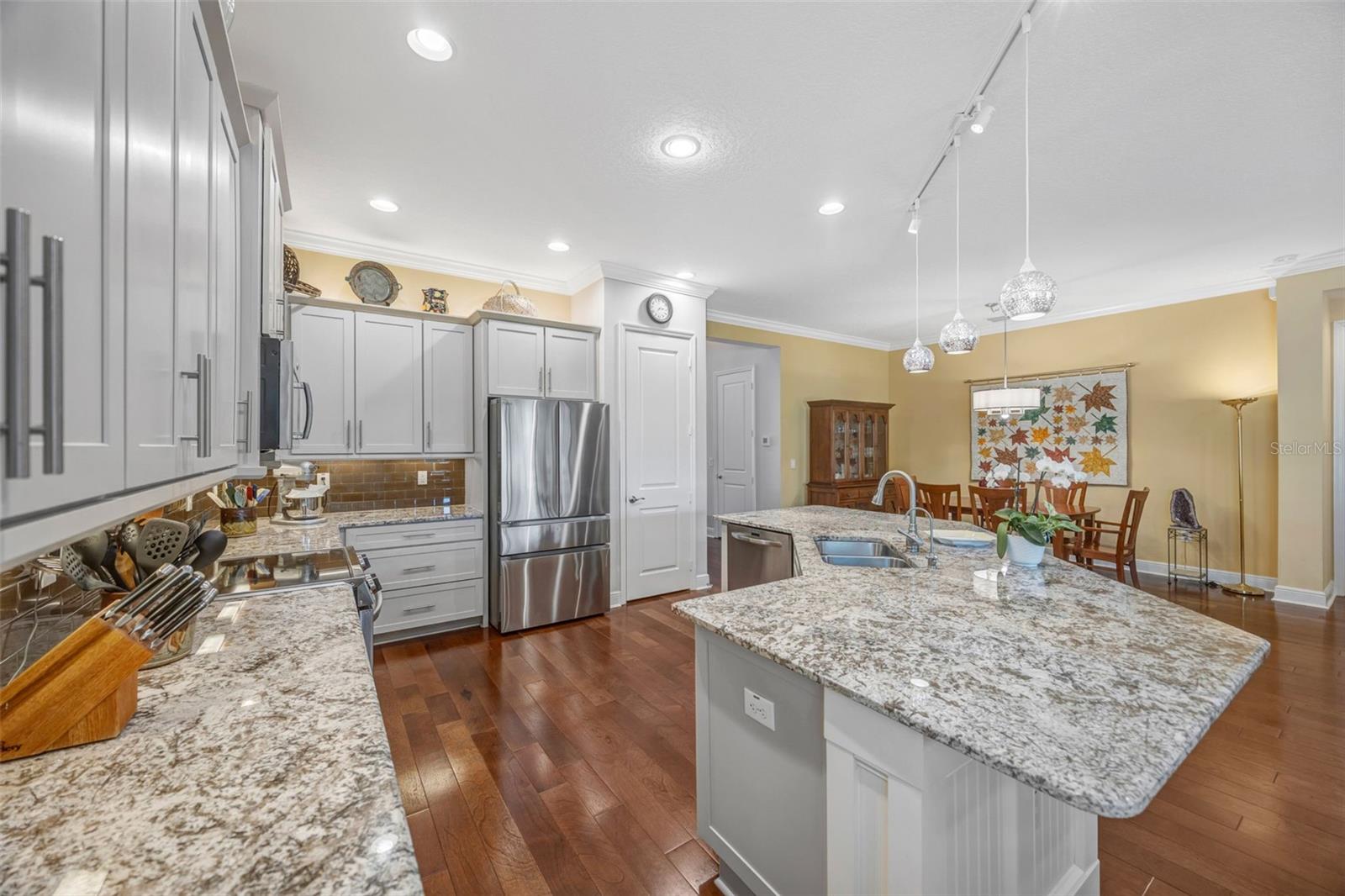 2415 OAKWOOD PRESERVE DR, WESLEY CHAPEL, FL, 33543