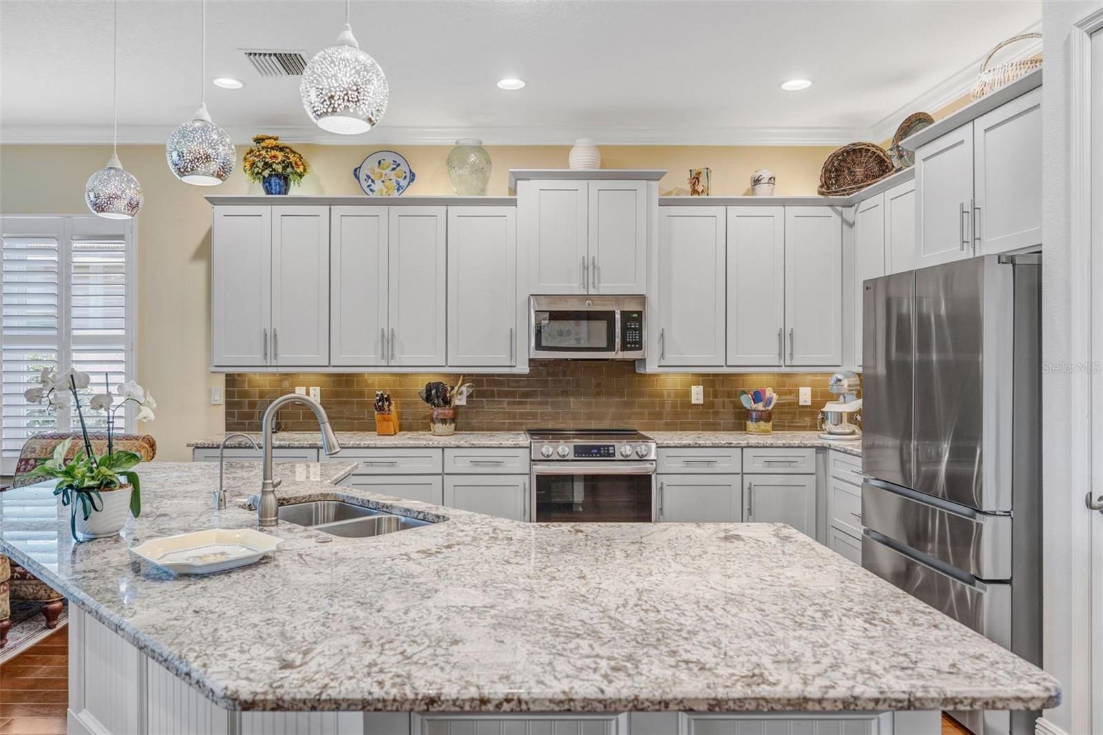 2415 OAKWOOD PRESERVE DR, WESLEY CHAPEL, FL, 33543