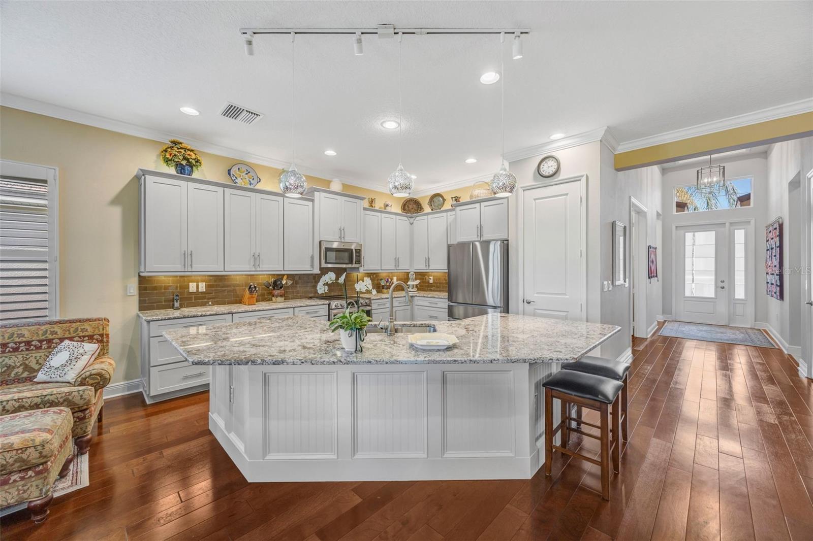 2415 OAKWOOD PRESERVE DR, WESLEY CHAPEL, FL, 33543