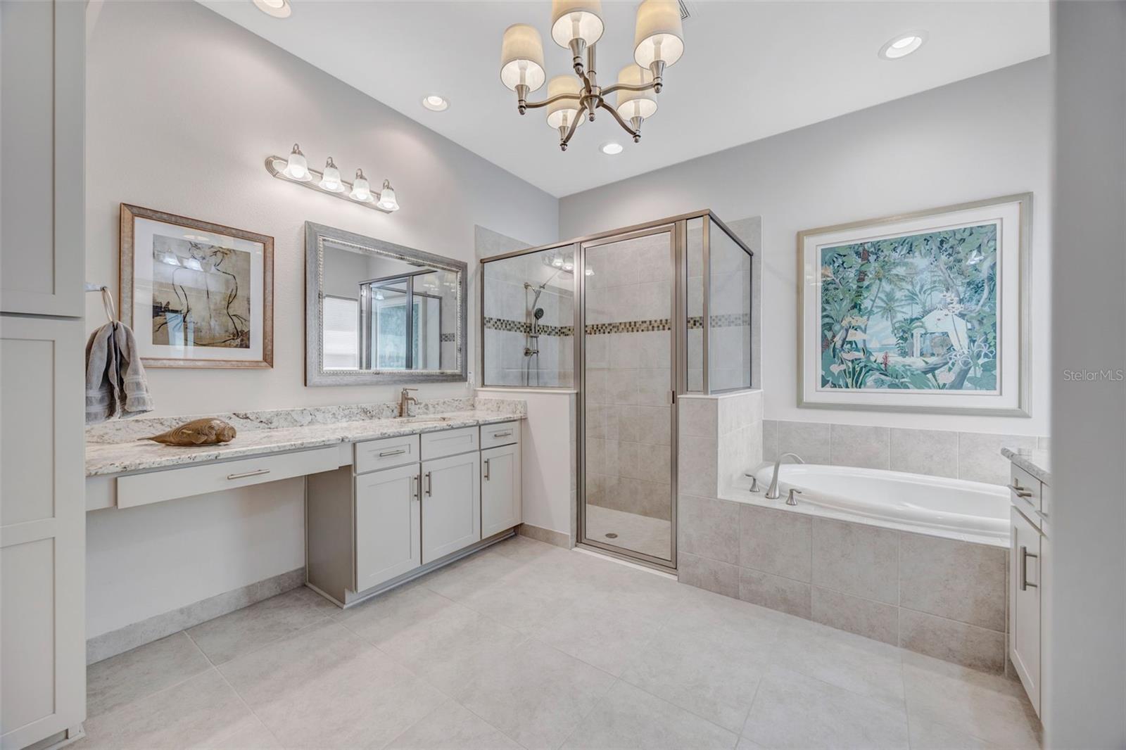 2415 OAKWOOD PRESERVE DR, WESLEY CHAPEL, FL, 33543