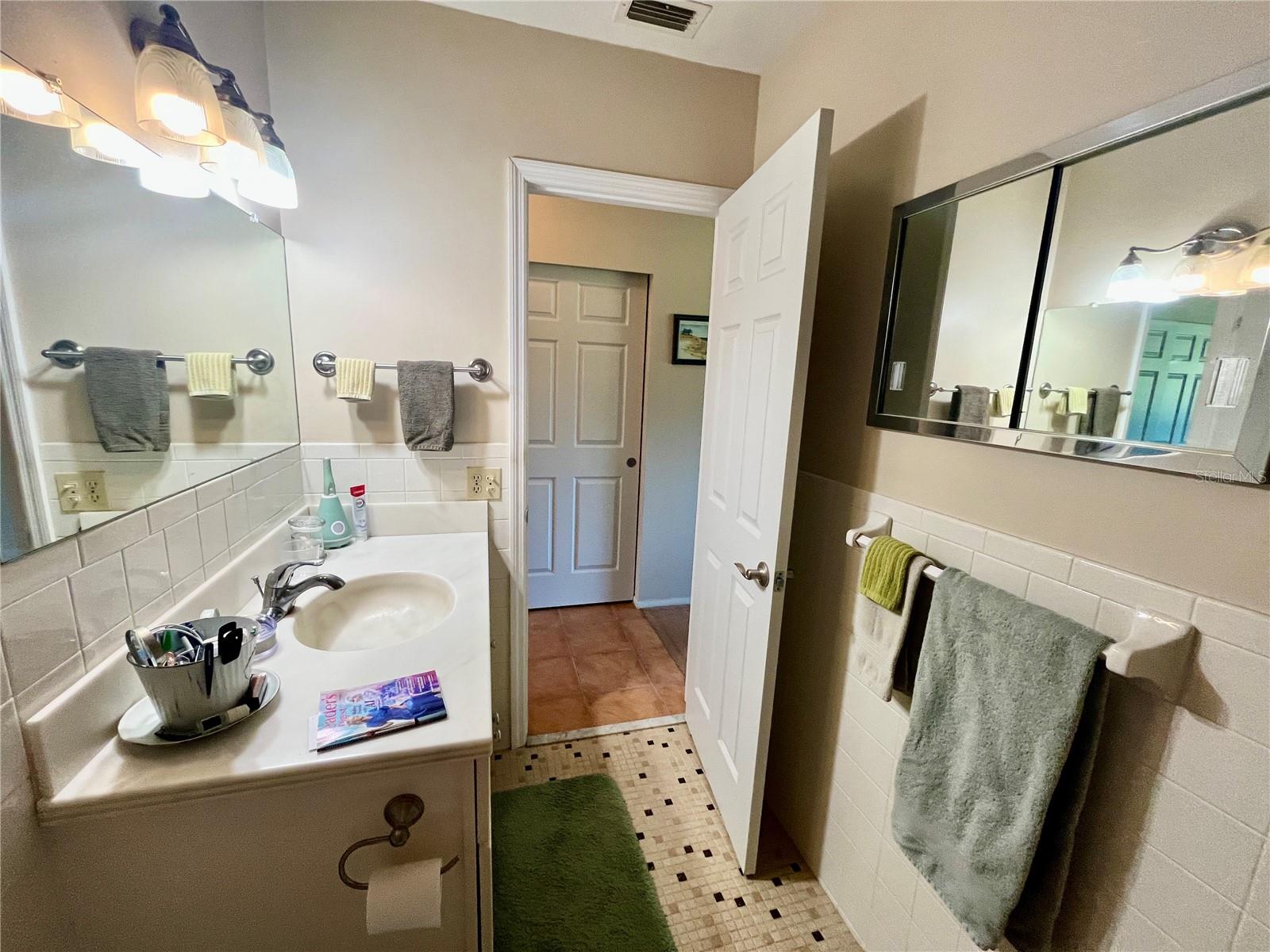 2410 FRANCISCAN DR #12, CLEARWATER, FL, 33763