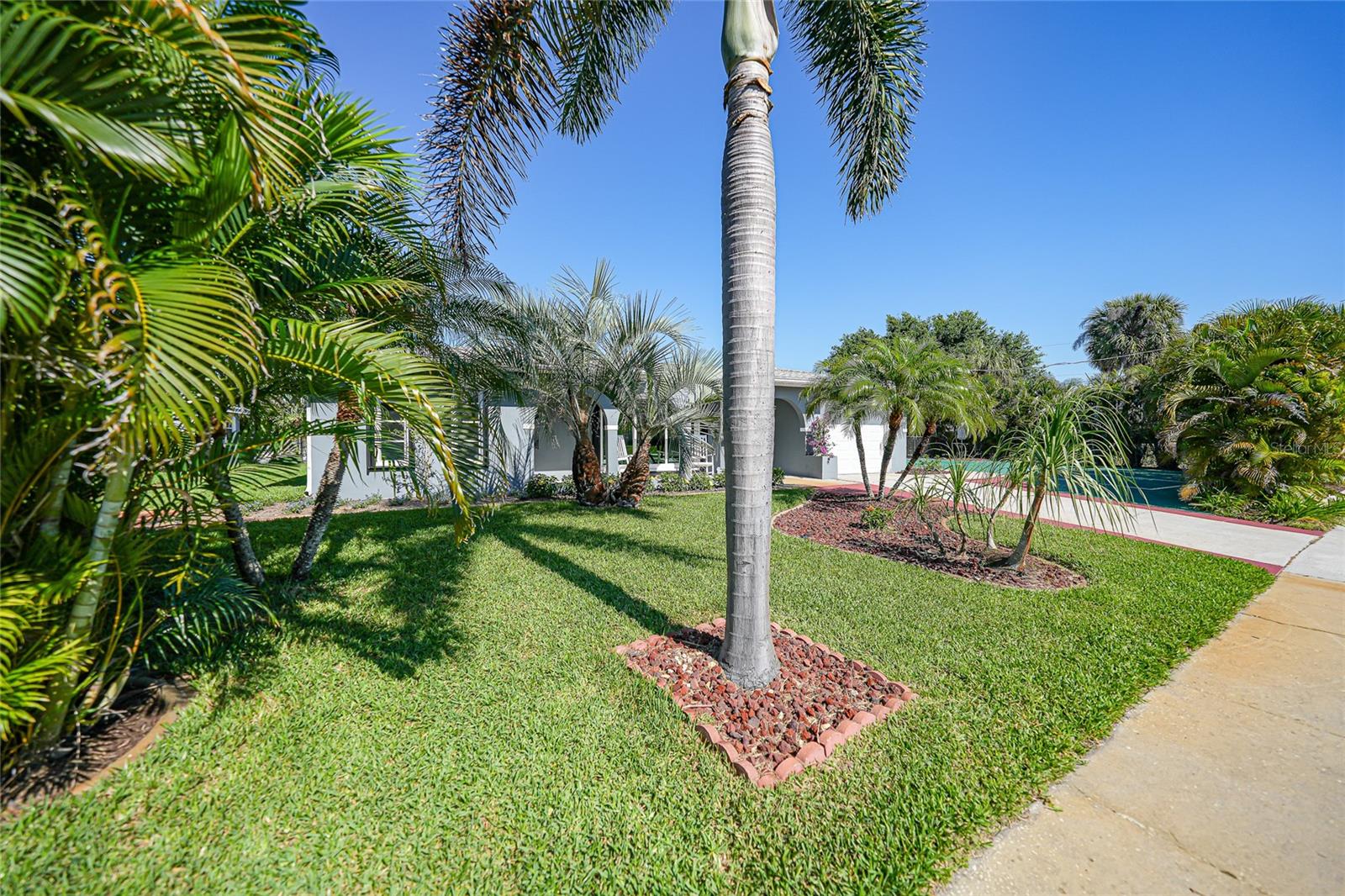 104 FREE CT SE, PORT CHARLOTTE, FL, 33952