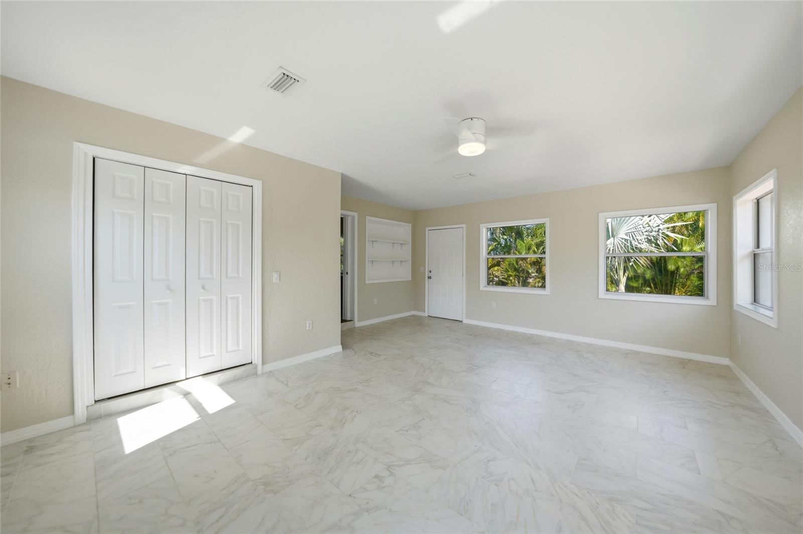 104 FREE CT SE, PORT CHARLOTTE, FL, 33952