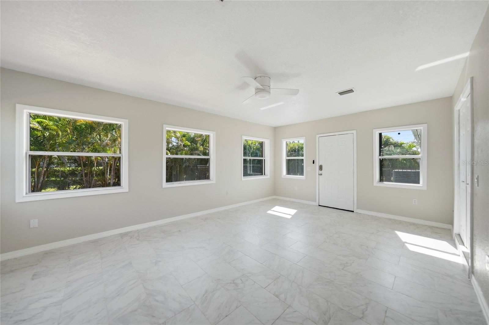 104 FREE CT SE, PORT CHARLOTTE, FL, 33952