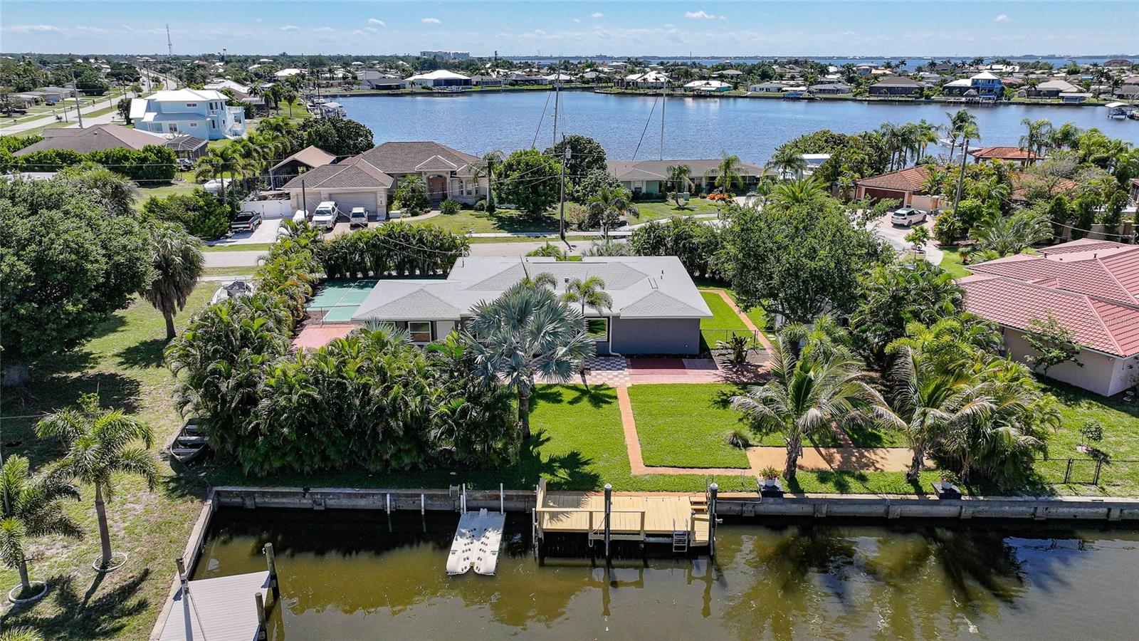 104 FREE CT SE, PORT CHARLOTTE, FL, 33952