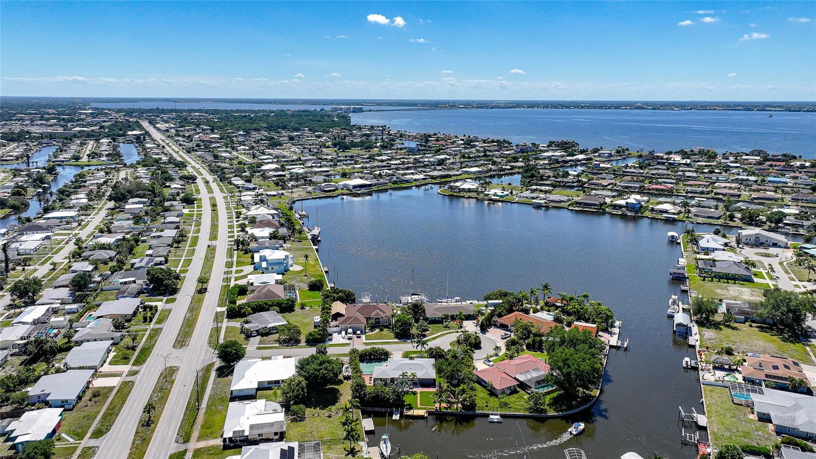 104 FREE CT SE, PORT CHARLOTTE, FL, 33952