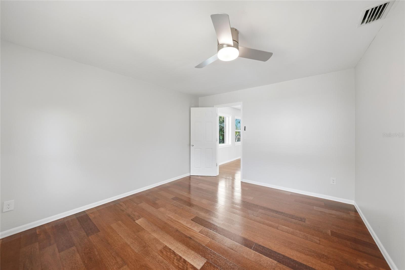 104 FREE CT SE, PORT CHARLOTTE, FL, 33952