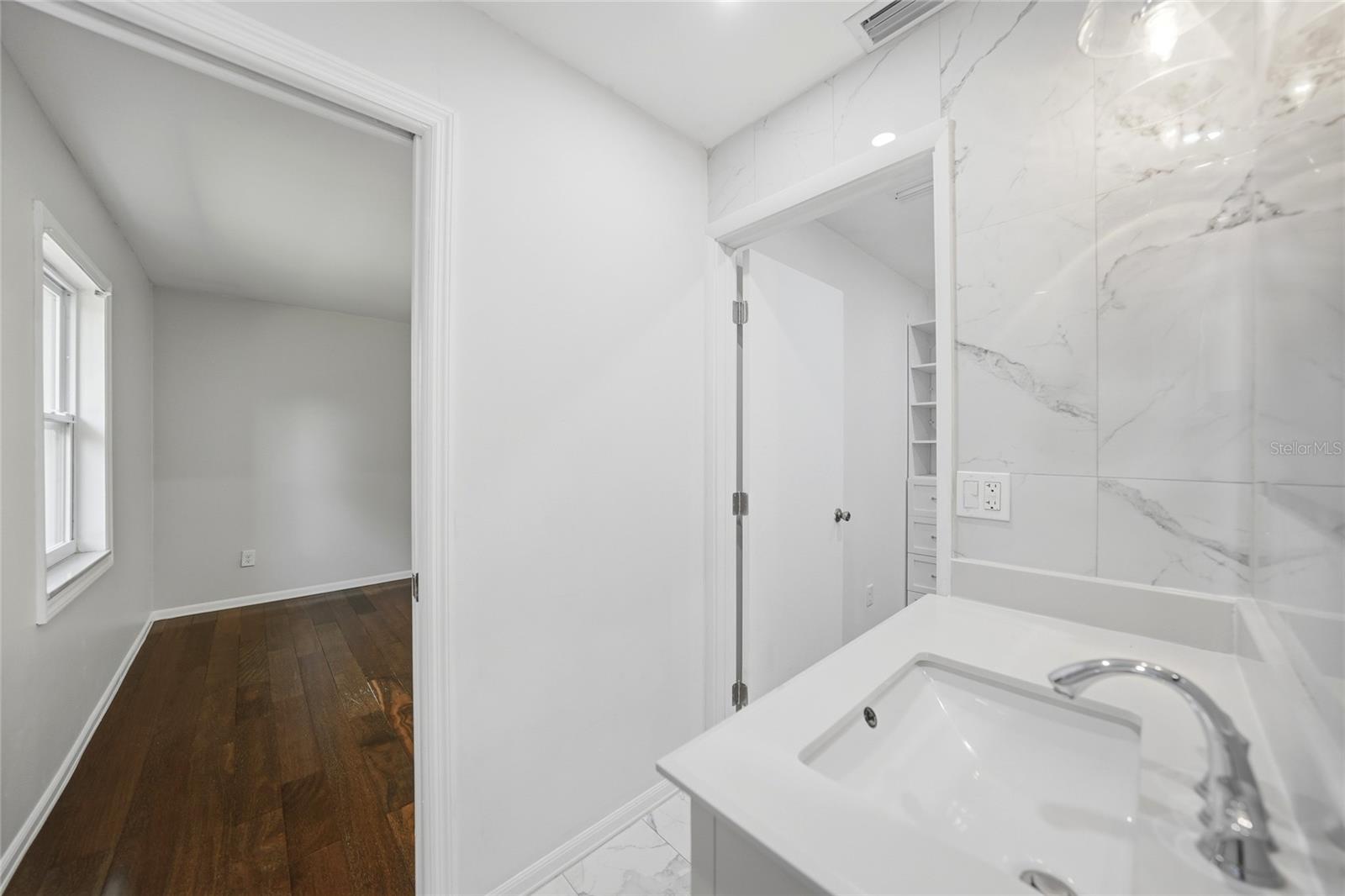 104 FREE CT SE, PORT CHARLOTTE, FL, 33952