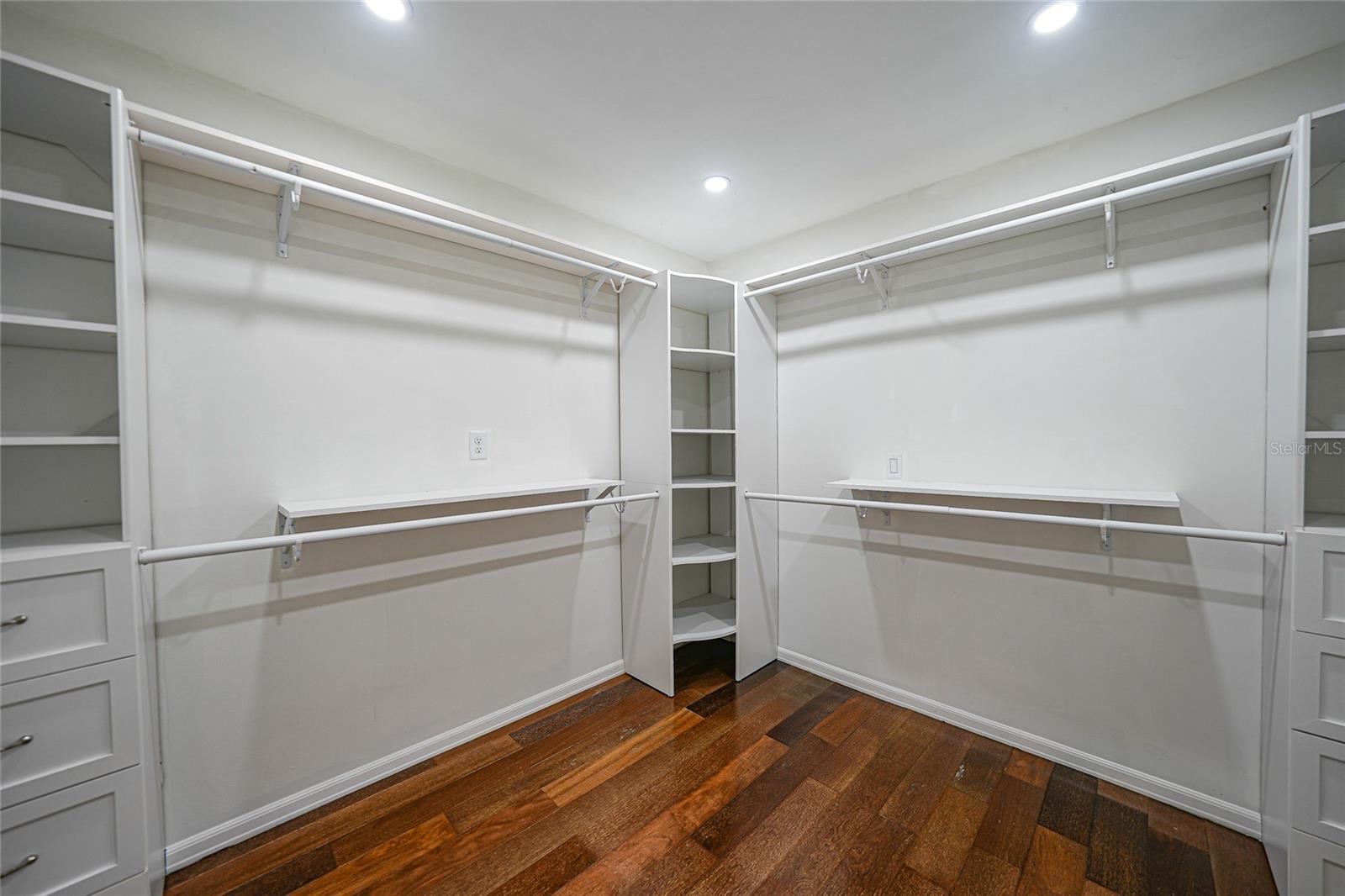 104 FREE CT SE, PORT CHARLOTTE, FL, 33952