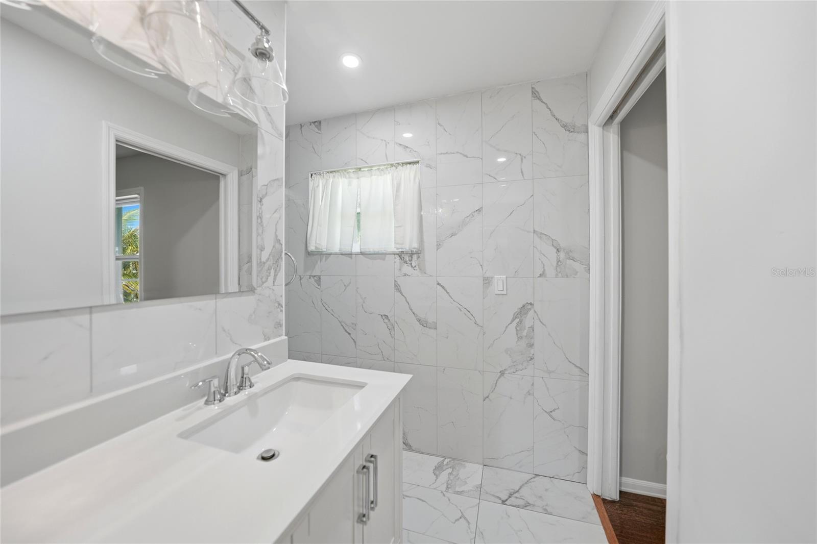 104 FREE CT SE, PORT CHARLOTTE, FL, 33952