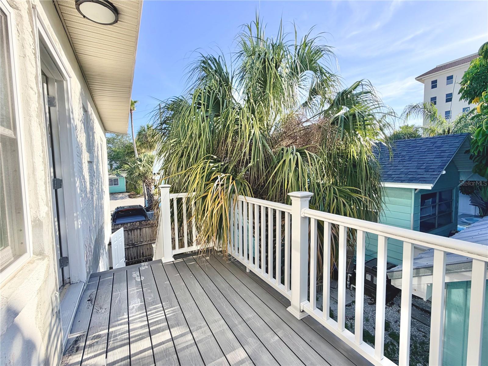 664 MANDALAY AVE, CLEARWATER BEACH, FL, 33767