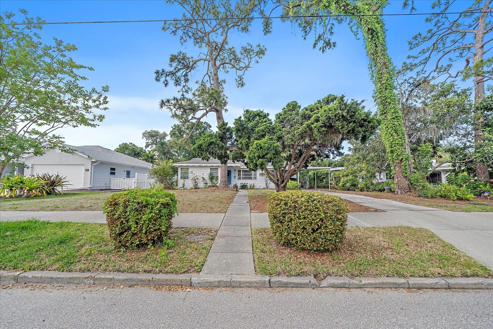 1702 WALDEMERE ST, SARASOTA, FL, 34239