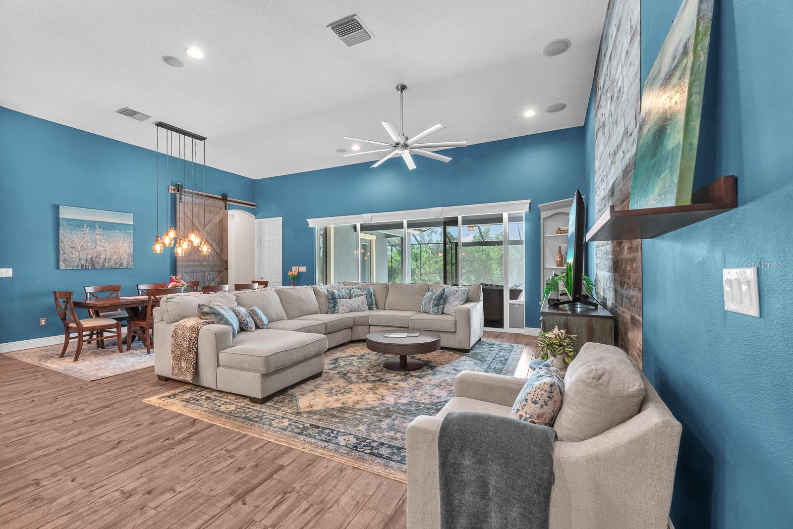 5918 WATERCOLOR DR, LITHIA, FL, 33547