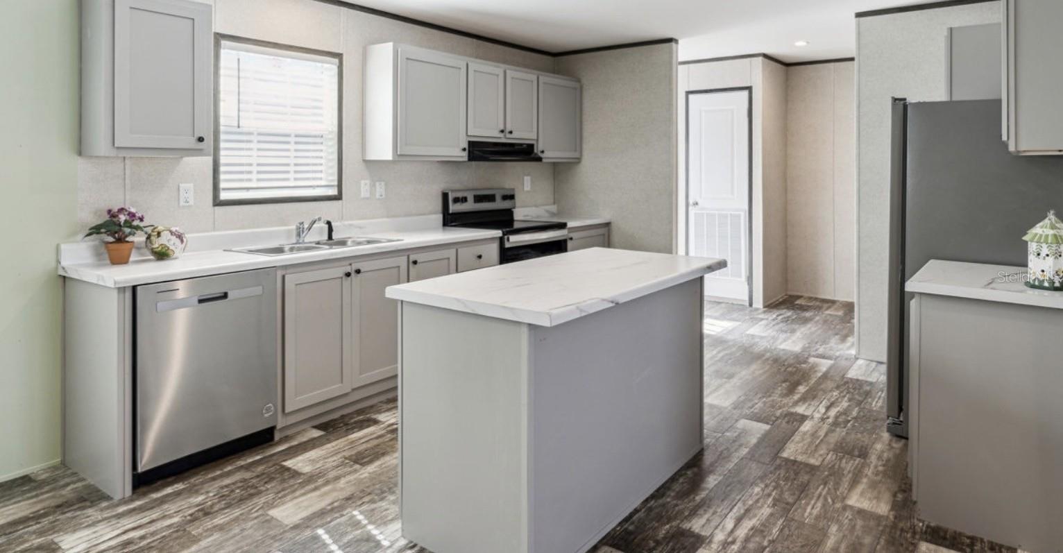 27760 BERMONT RD, PUNTA GORDA, FL, 33982