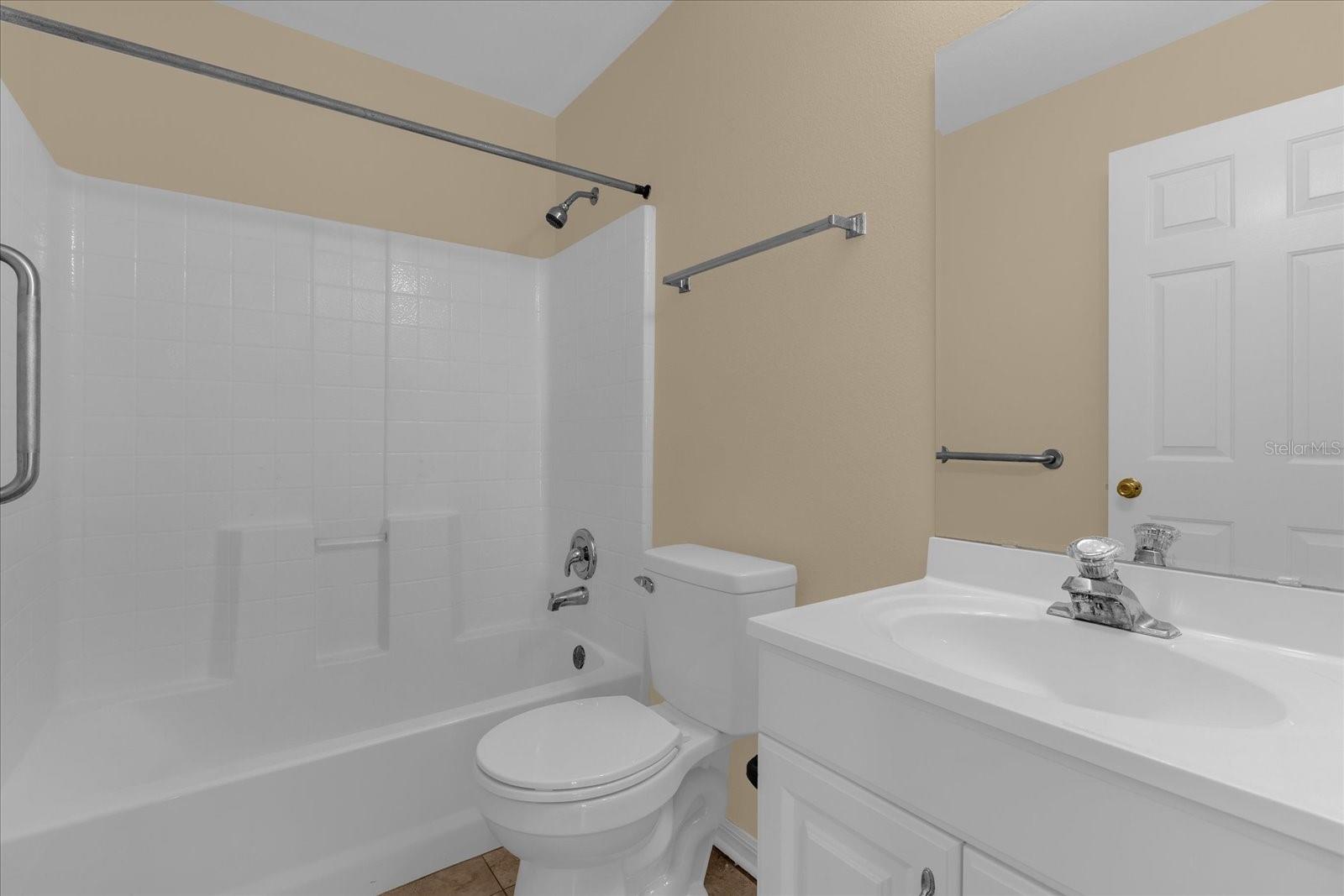 690 WALNUT AVE, ORANGE CITY, FL, 32763