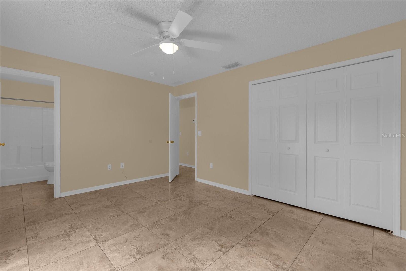 690 WALNUT AVE, ORANGE CITY, FL, 32763