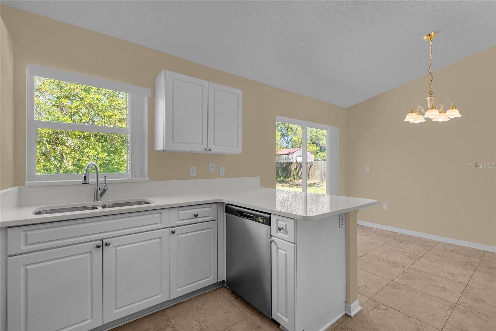 690 WALNUT AVE, ORANGE CITY, FL, 32763