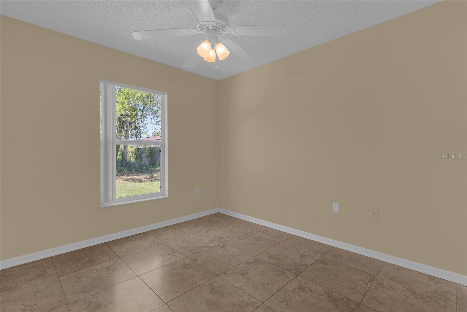 690 WALNUT AVE, ORANGE CITY, FL, 32763