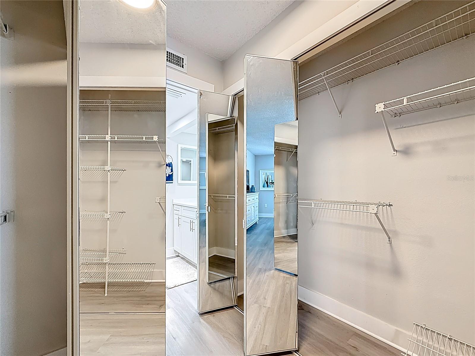 400 ISLAND WAY #1411, CLEARWATER BEACH, FL, 33767