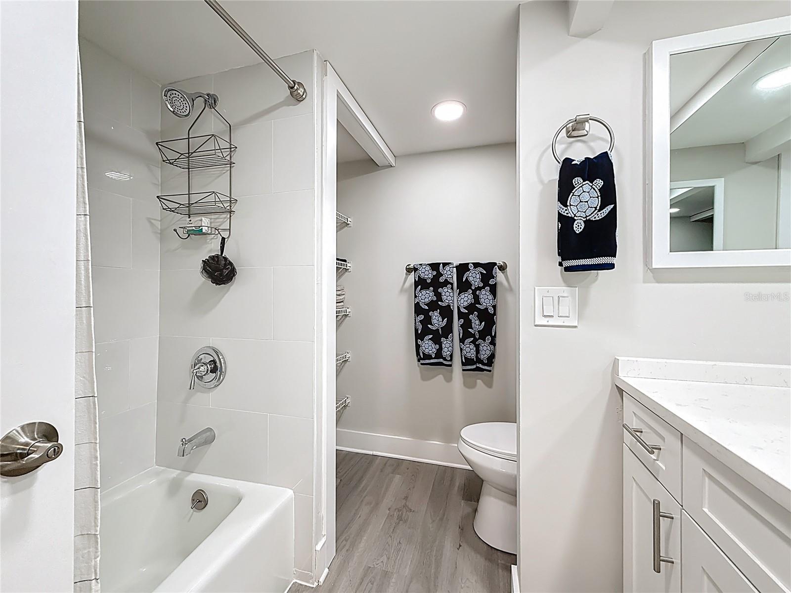 400 ISLAND WAY #1411, CLEARWATER BEACH, FL, 33767