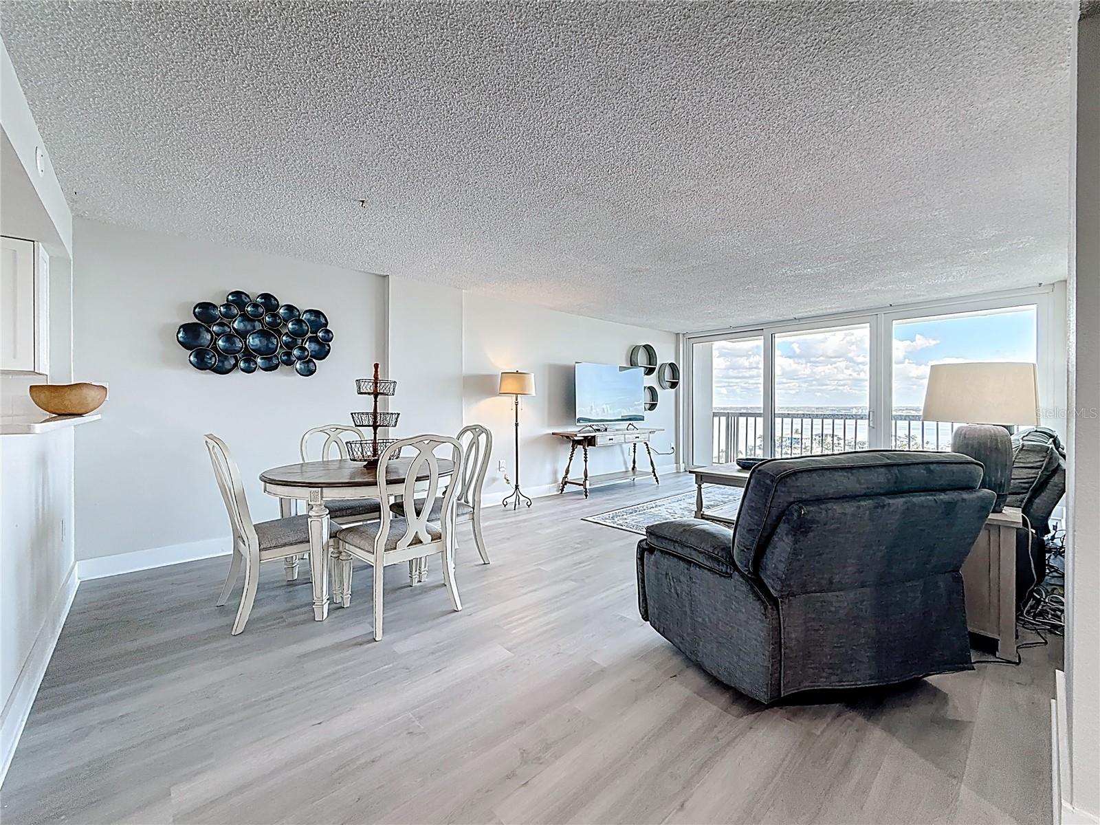 400 ISLAND WAY #1411, CLEARWATER BEACH, FL, 33767